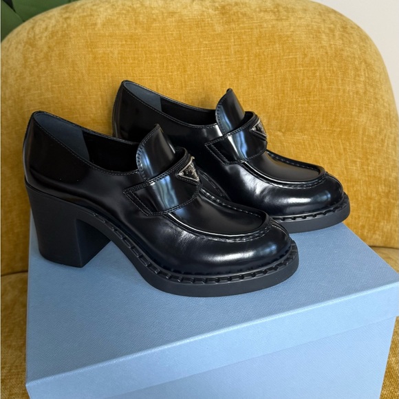 Prada Black Loafers - Picture 2 of 8
